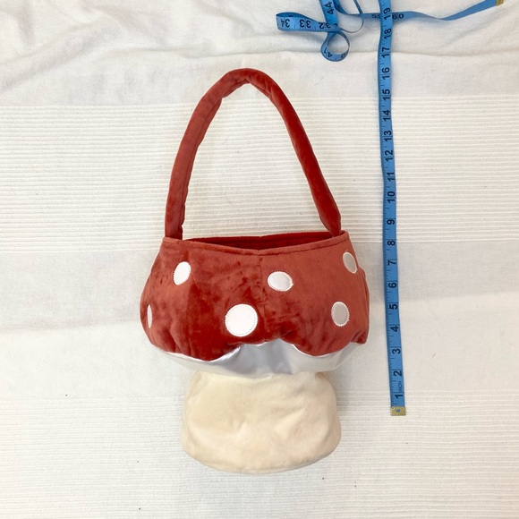 Mushroom Plush Tote - Picture 5 of 14
